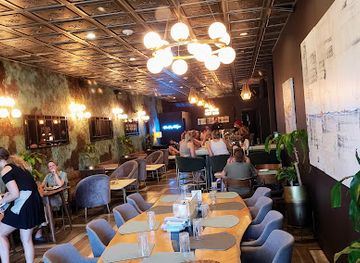 florida/st-petersburg/downtown-st-petersburg/restaurant/tropez-st-pete