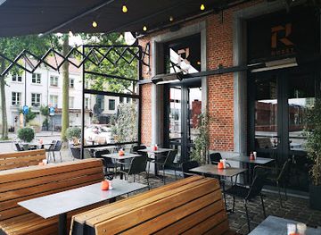 belgium/antwerp/eilandje/restaurant/roest