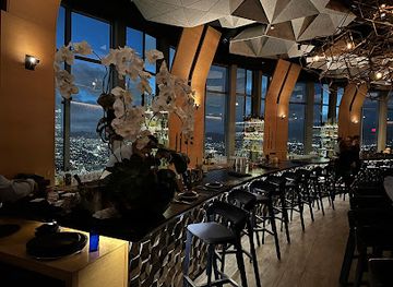 california/los-angeles/downtown-los-angeles/restaurant/71above