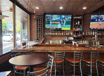 tennessee/bristol-motor-speedway/restaurant/eatz-uptown