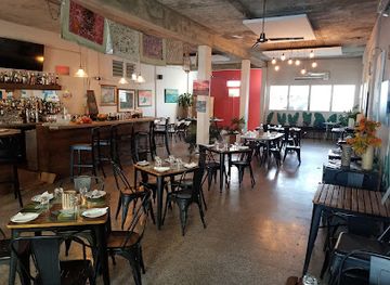 puerto-rico/rincon/restaurant/roots-restaurant