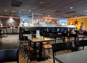 virginia/newport-news/restaurant/smoke-bbq-restaurant-bar