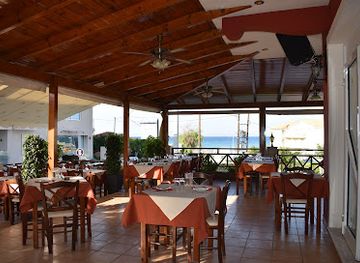 greece/ionian-islands/restaurant/menir-taverna