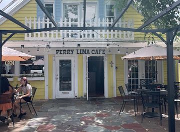 massachusetts/hyannis/restaurant/perry-lima-cafe