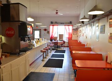 iowa/west-des-moines/restaurant/paula-s-cafe