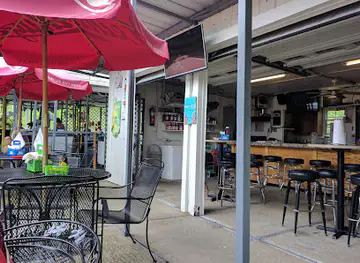 Benson Marina Restaurant & Willie’s Tiki Bar