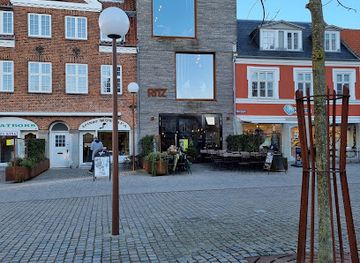 denmark/falster/restaurant/ritz-cafe-cocktail-bar