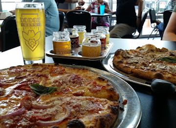 kansas/dodge-city/restaurant/dodge-city-brewing