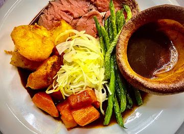 guernsey/st-sampson/restaurant/the-bistro