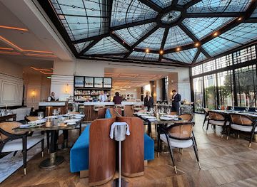 jordan/amman/restaurant/the-lombard-amman