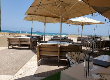 israel/ashdod/restaurant/trio