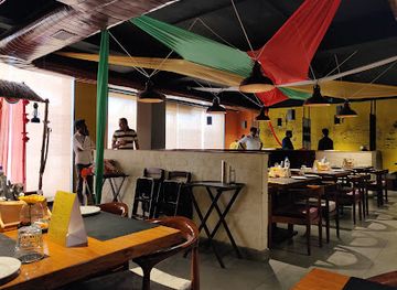 india/varanasi/restaurant/the-yellow-chilli