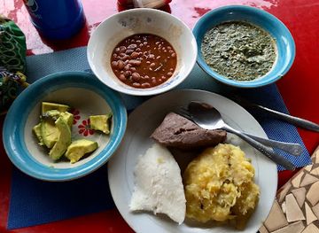 uganda/jinja/restaurant/mama-olel-and-kalo-restaurant