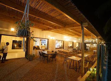 madagascar/ifaty/restaurant/au-pti-creux-tulear