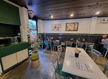 new-zealand/wellington/mount-victoria/restaurant/ngon