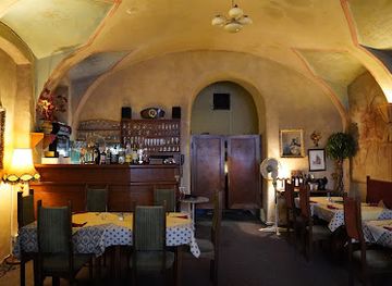 czechia/eagle-mountains/restaurant/three-golden-stars