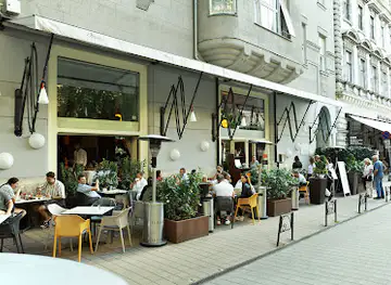Menza Étterem és Kávéház