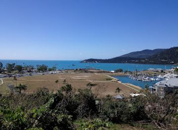australia/whitsunday-islands/restaurant/anchor-bar