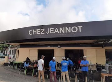 gabon/estuary-province/restaurant/chez-jeannot