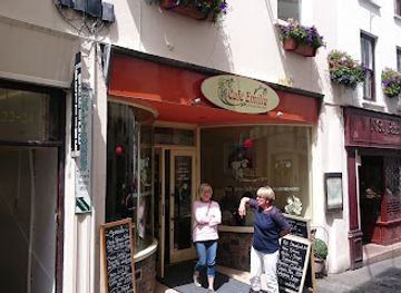 guernsey/st-peter-port/restaurant/cafe-emilia