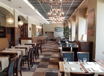 estonia/narva-castle/restaurant/restaurant-m-chagall