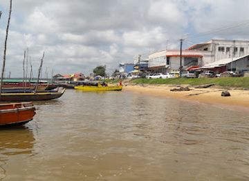 suriname/moengo/restaurant/the-chill-grill-albina