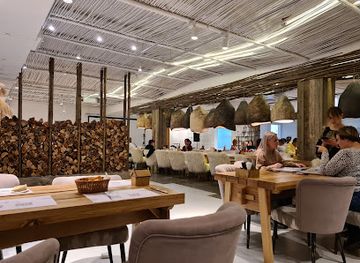 ukraine/chernivtsi/university-hill/restaurant/restaurant-hata