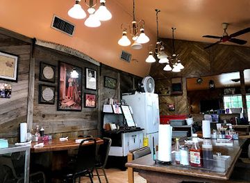 arkansas/delta/restaurant/lackey-s-smoke-house-bbq
