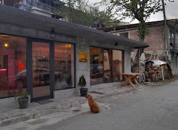 georgia/mestia/restaurant/twin-peaks