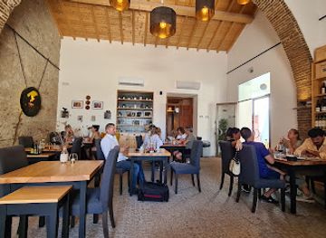 portugal/evora/restaurant/restaurante-a-bruxa-d-evora