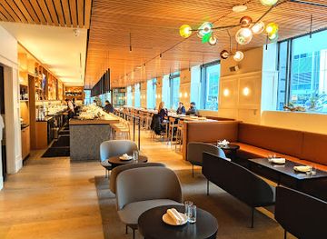 washington/seattle/restaurant/cortina