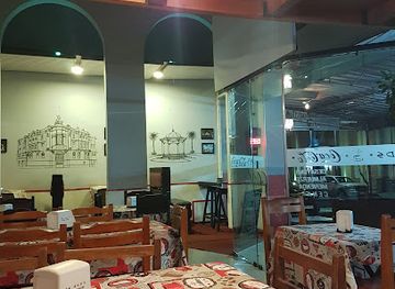 uruguay/fray-bentos/restaurant/friends