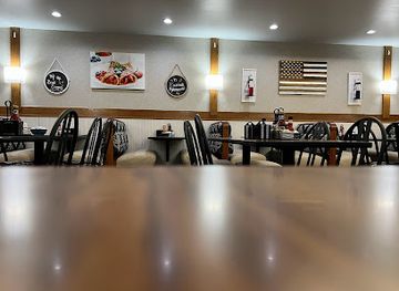 michigan/kalamazoo/restaurant/berries-famous-pancake-house-downtown