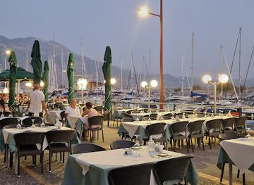 greece/kalamata/restaurant/tartufo-24