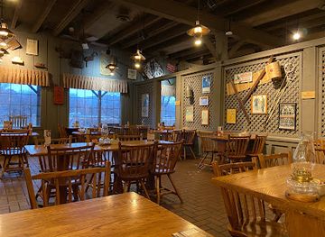 Cracker Barrel Old Country Store