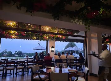 south-africa/sunshine-coast/restaurant/grimaldi-s-cucina-sushi-bar