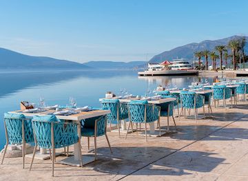 montenegro/montenegrin-littoral/restaurant/divino-seafront-restaurant