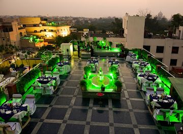 india/agra/taj-ganj/restaurant/taj-terrace