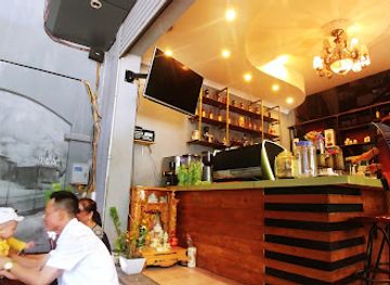 vietnam/ha-long-bay/restaurant/wander-station-d-myna-restaurant