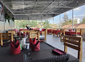 kenya/eastern-region/restaurant/mama-oliech-restaurant