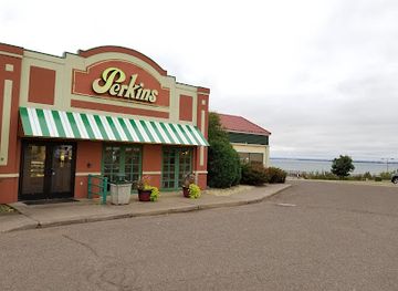minnesota/duluth/restaurant/perkins-restaurant-bakery