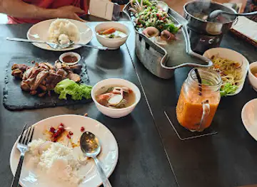 Khao Hom by Rung Mama (AMK)
