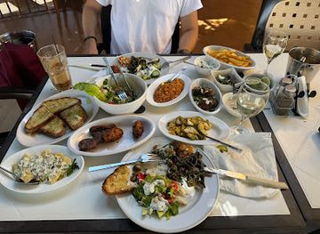 cyprus/kokkinochoria-red-soil-villages/restaurant/rainbow-restaurant