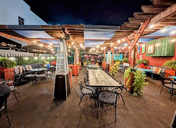 arkansas/little-rock/restaurant/stickyz-rock-n-roll-chicken-shack