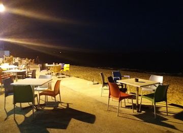 mozambique/makonde-plateau/restaurant/clube-nautico-restaurant