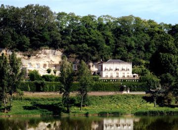 france/pays-de-la-loire/restaurant/les-hautes-roches