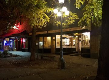 montana/montana-s-russell-country/restaurant/lucca-s