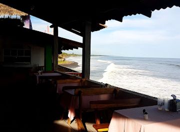 el-salvador/puerto-la-libertad/restaurant/arturo-s-restaurante