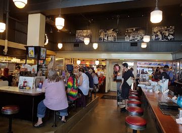 washington/seattle/pike-place-market/restaurant/the-athenian-seafood-restaurant-and-bar