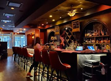 canada/regina/downtown-regina/restaurant/the-lancaster